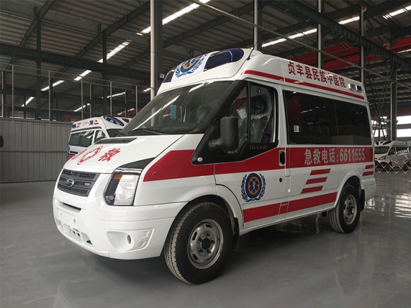 福特新世代V348救護(hù)車(chē)(短軸中頂)