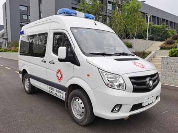 福田CLH5040XJHB6型救護車